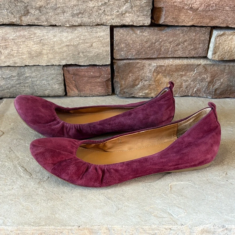 J Crew sz 9.5 plum colored suede flats